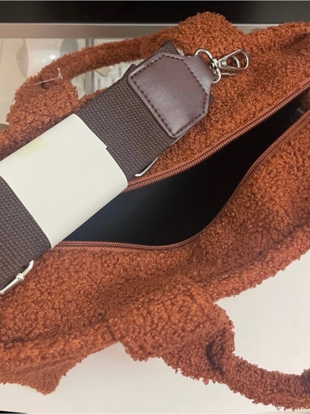 NWT Star Wars | Ewok Sherpa Tote Bag + Crossbody - Picture 2 of 3